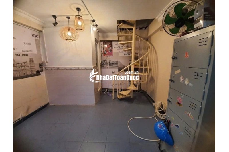  CHỢ HOA HỒ THỊ KỶ - HẺM KD 10M THÔNG - 3 TẦNG - CHỈ NHỈNH 5 tỷ